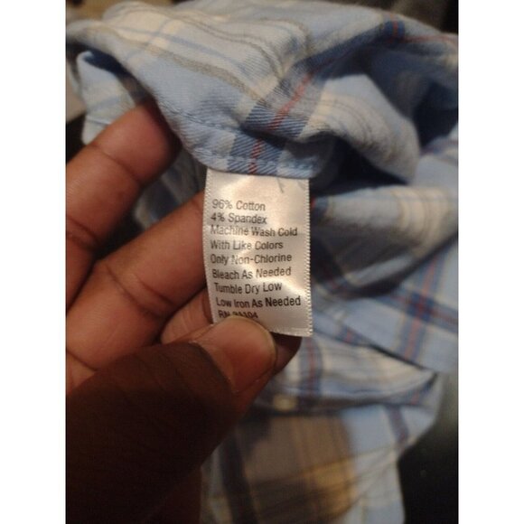 NEW NWT Men's Saddlebred Comfort Flex Classic Fit Button Shirt Blue Plaid Medium - Picture 9 of 11